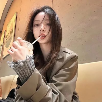 我想变成鸟,所以跳起来